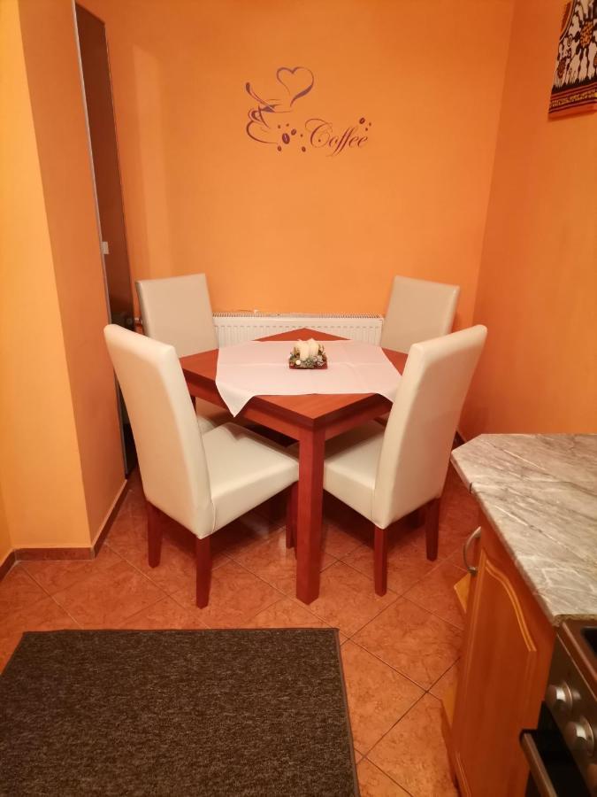 Tovarosi Apartmán Tata